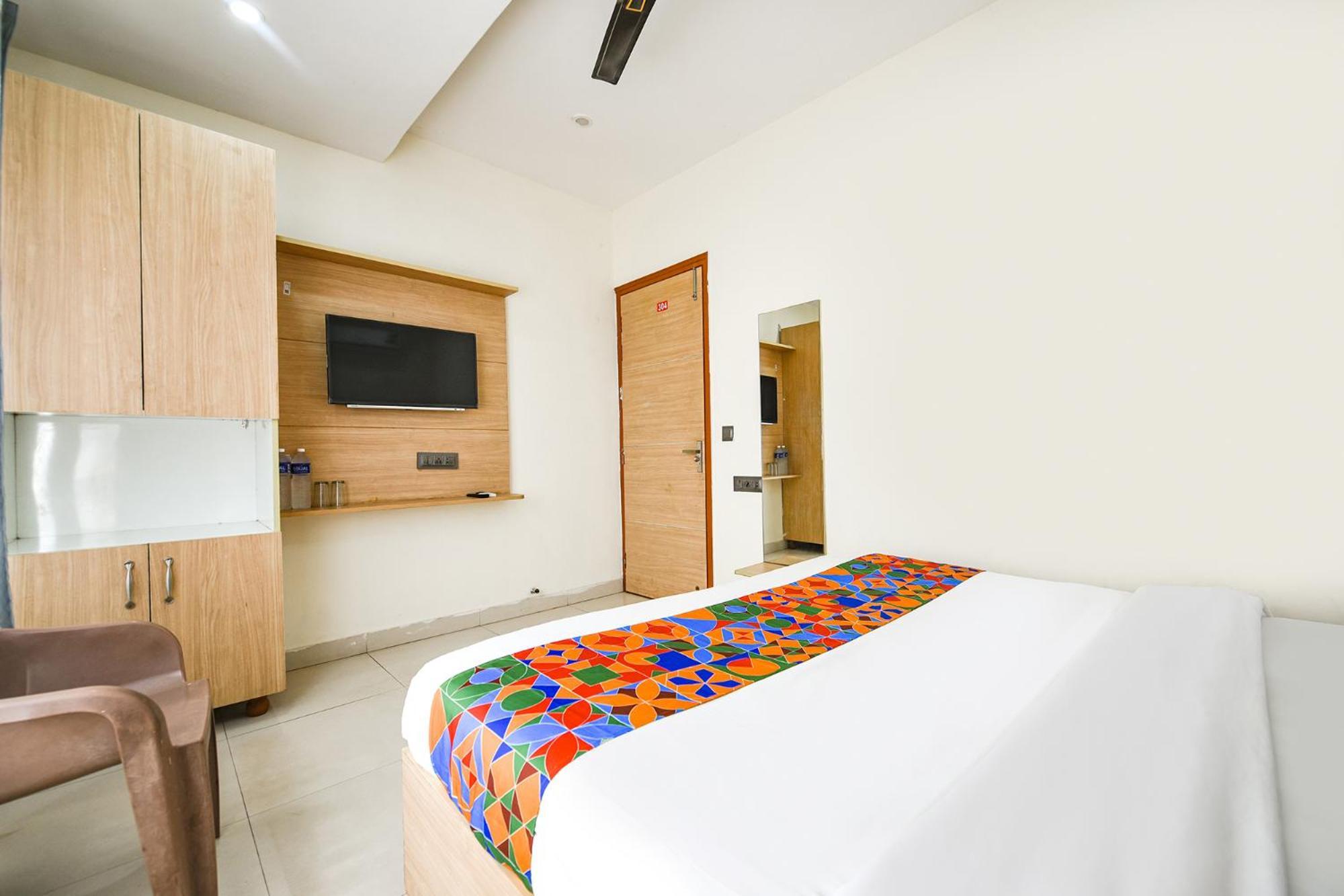Fabescape Panchkula Motels Exterior photo