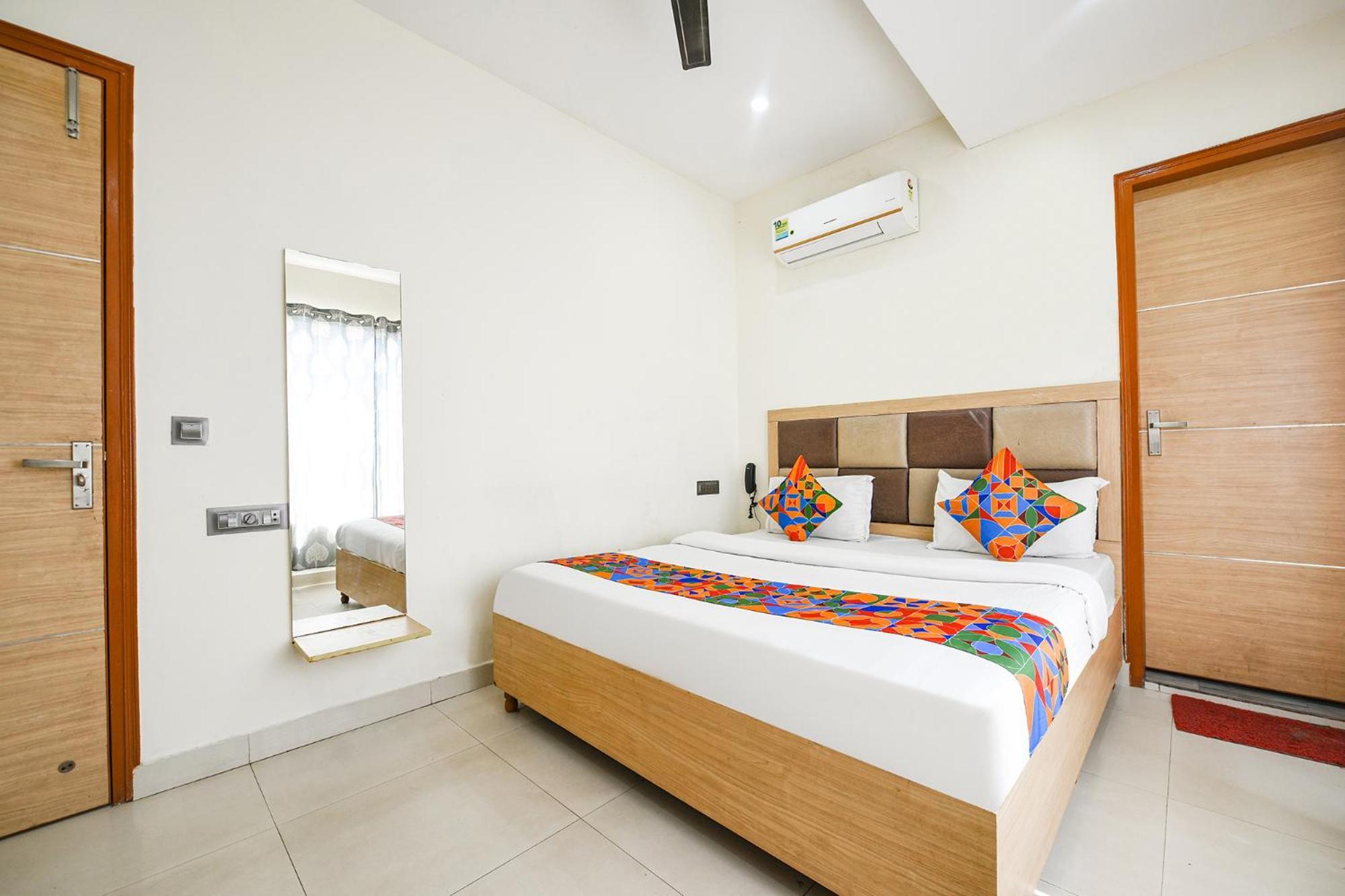 Fabescape Panchkula Motels Exterior photo